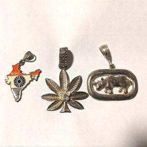 3/$15 Men's Charms & Pendants set